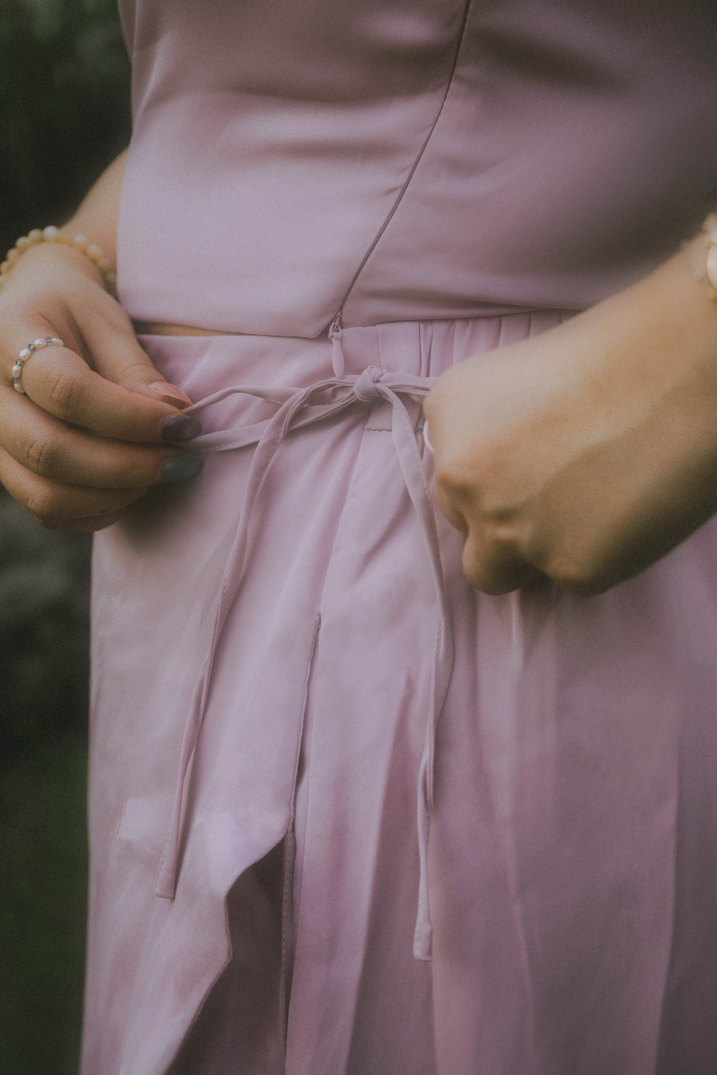 (Gladys x TMT) Sora Scallop Satin skirts