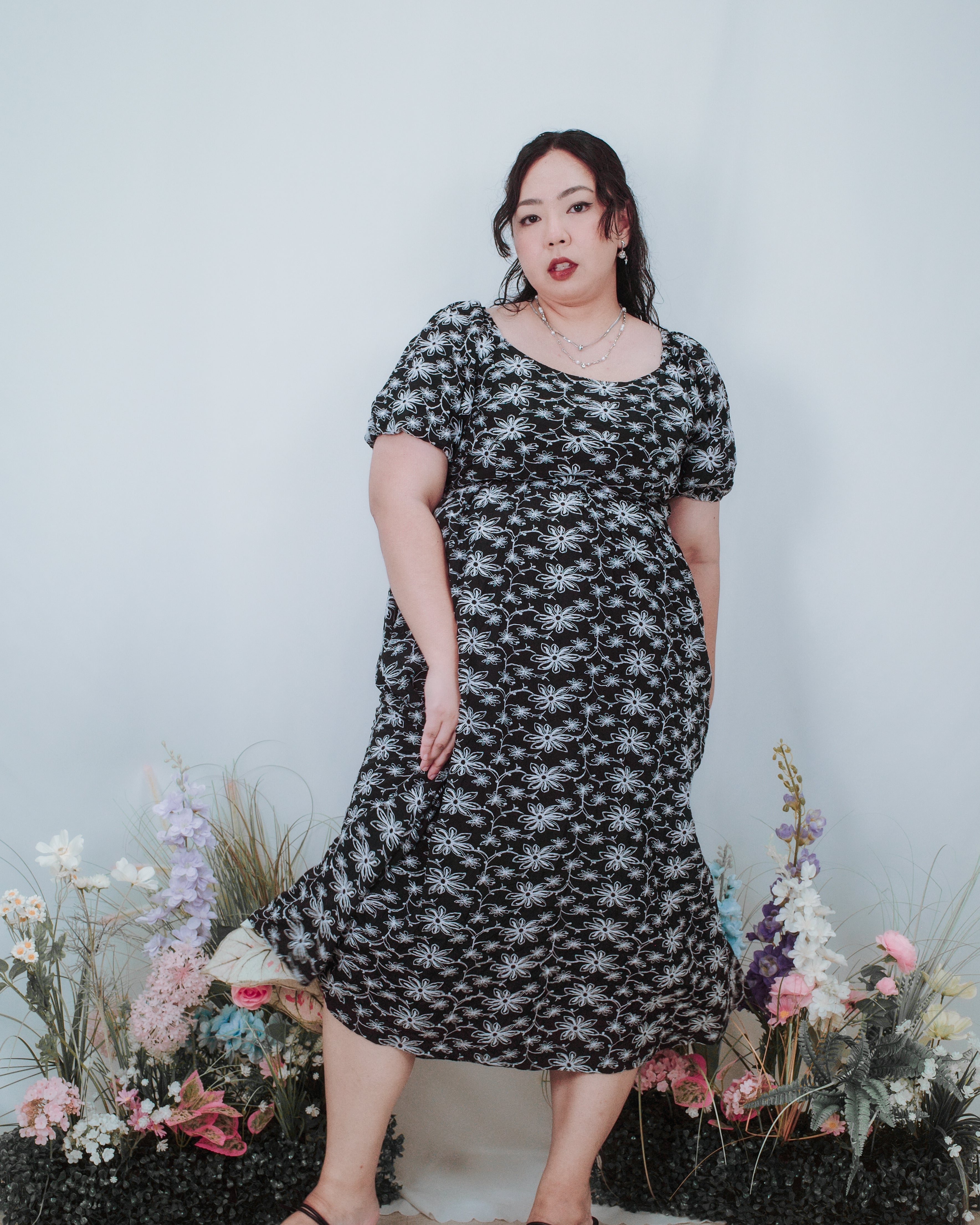 The Mad Theories Juno Embroidered Dress (Black)
