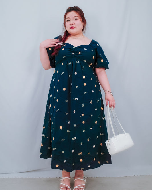 THE MAD THEORIES Trish 2.0 Dress (Navy Blue, Sage Green, White)