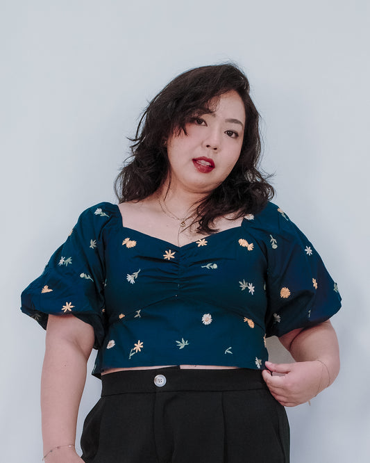 THE MAD THEORIES Trish 2.0 Blouse Top (Navy Blue, Sage Green, White)