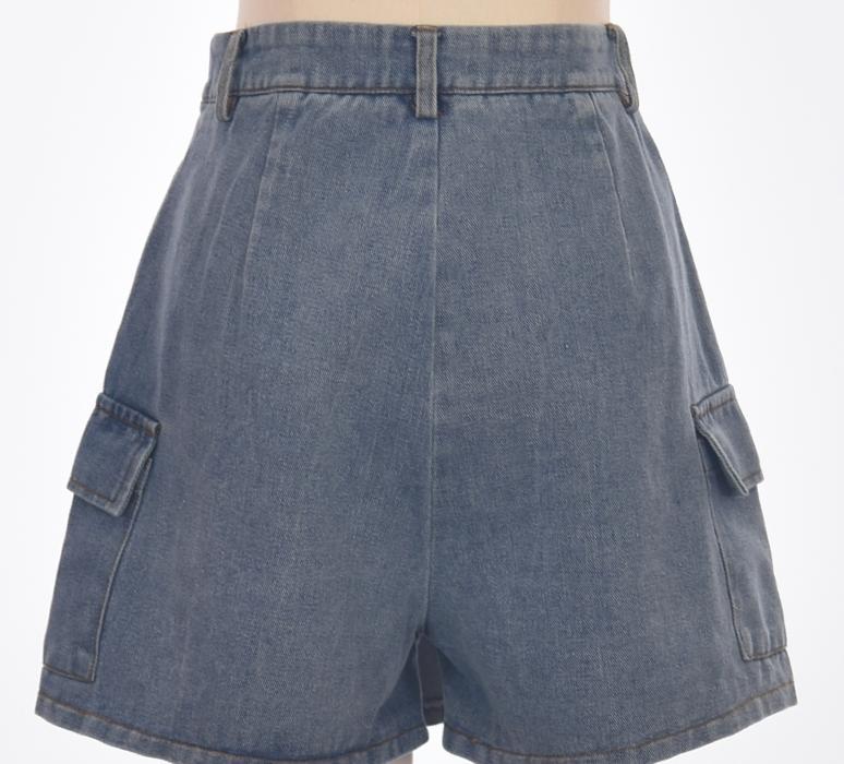 The Mad Theories Serena Light Denim Skorts