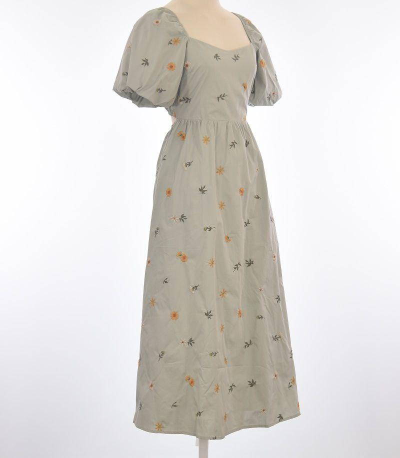 Anje Embroidered Back-cut Dress - TMTSG - www.themadtheories.com