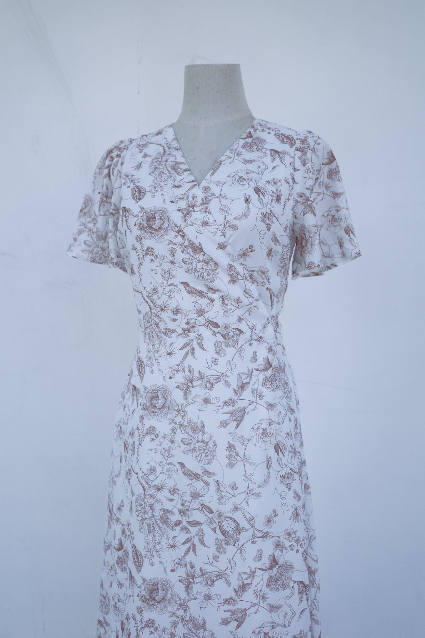 Callie Flutter Sleeve Wrap Dress - TMTSG - www.themadtheories.com