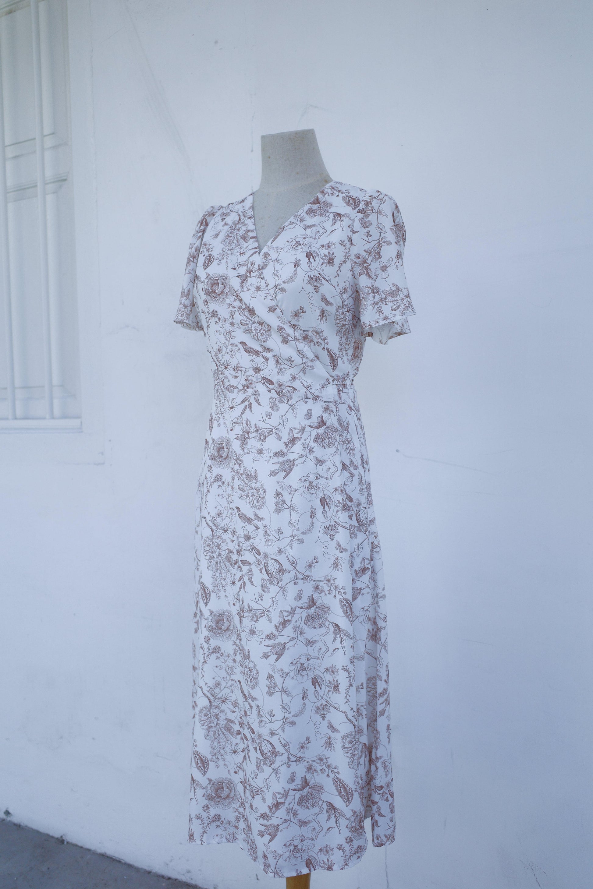 Callie Flutter Sleeve Wrap Dress - TMTSG - www.themadtheories.com