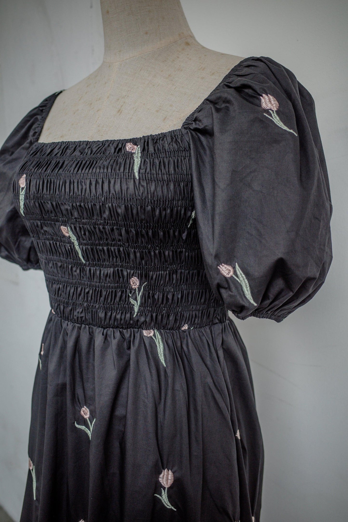 Georgia Embroidered Dress (Black & Cream) - TMTSG - www.themadtheories.com