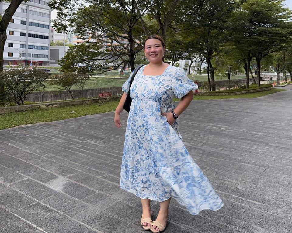 Indy Porcelain Midi-Dress (Blue) - TMTSG - www.themadtheories.com